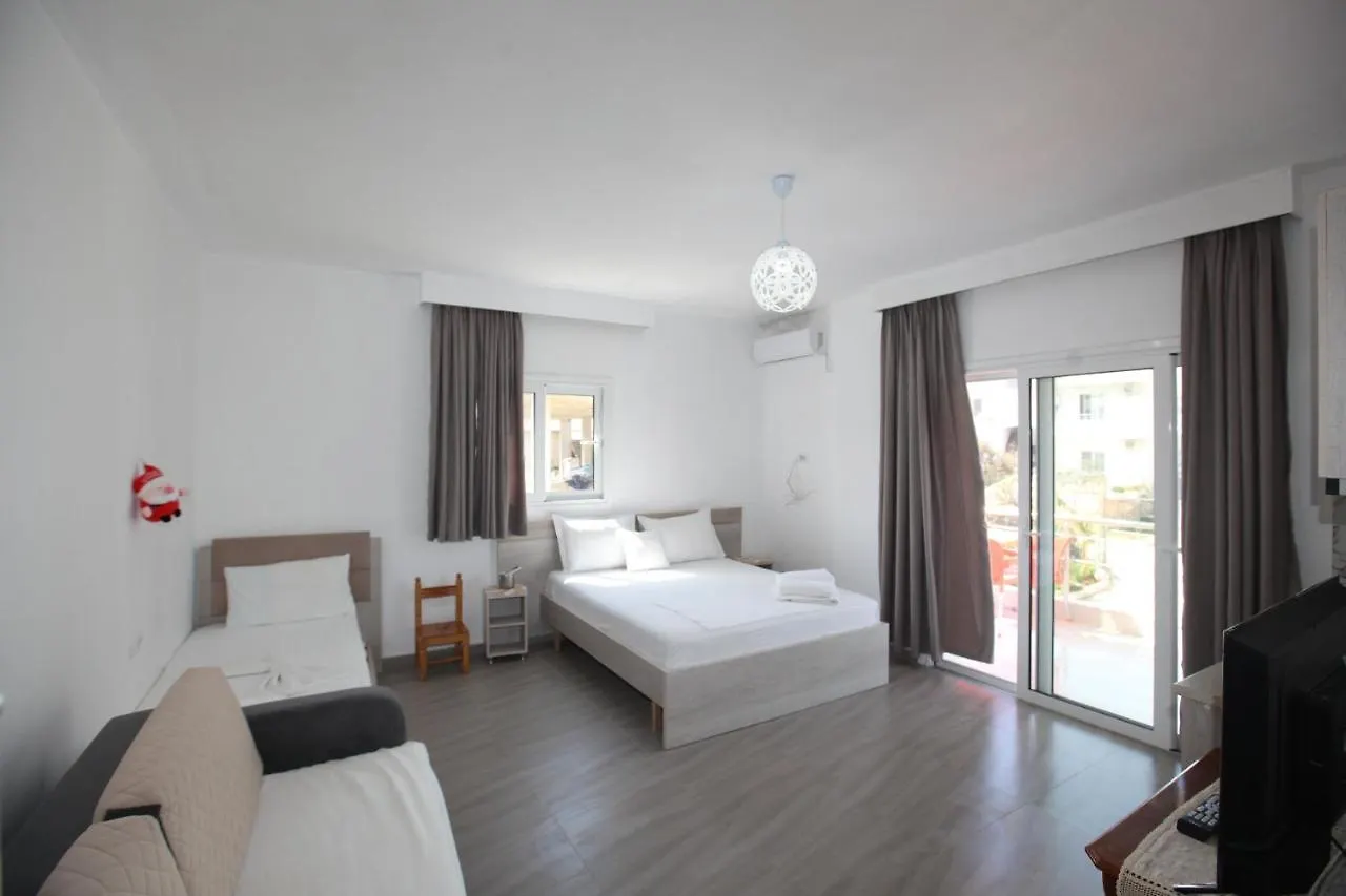 Vila Dodaj Ksamil